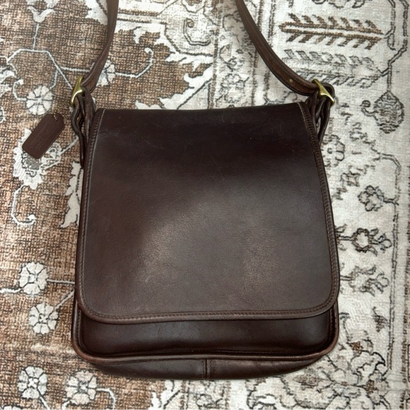 VTG Y2k COACH Dark Tan Leather Legacy Studio Flap Crossbody Bag #9144 - Picture 2 of 12